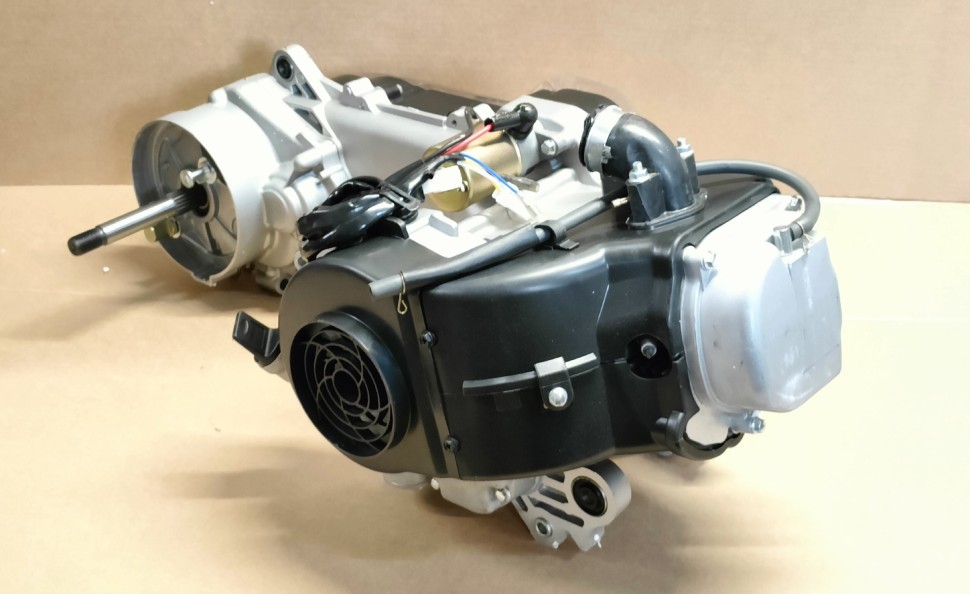 Двигатель в сборе 139QMB 82cc (вариатор 45 см, под 12 колесо, длинный вал)