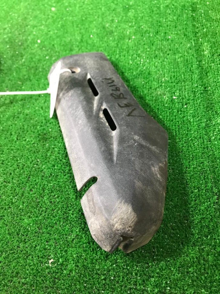 Накладка траверсы Honda Tact AF-24 левая