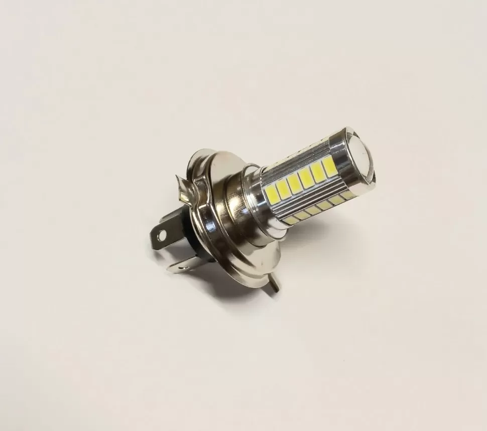 Лампа светодиодная (H4) (P43t) 8W=35W (LED) 12V, купить, цена в интернет-магазине с доставкой