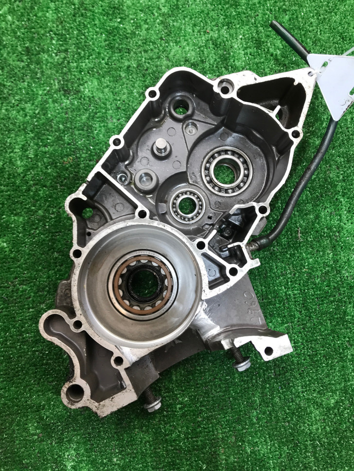 Картер левый ktm 125 sx 1998 51530000044 с пробегом Картер левый ktm 125 sx 1998 51530000044 с пробегом