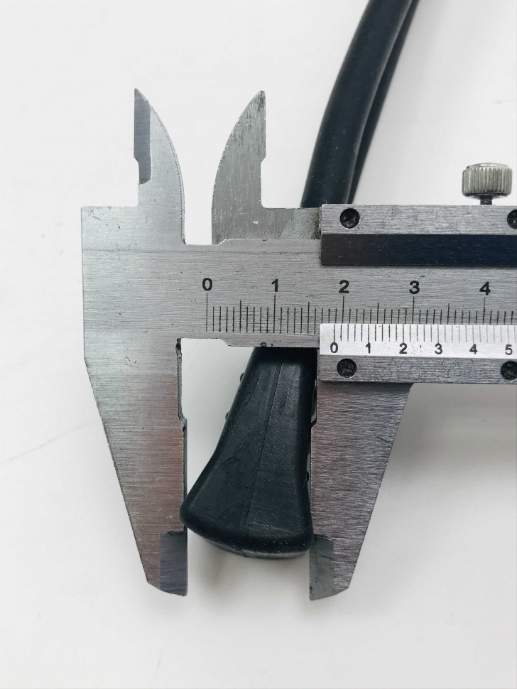 Ремешок капота Тайга снегоход С40700105 Ремешок капота Тайга снегоход С40700105