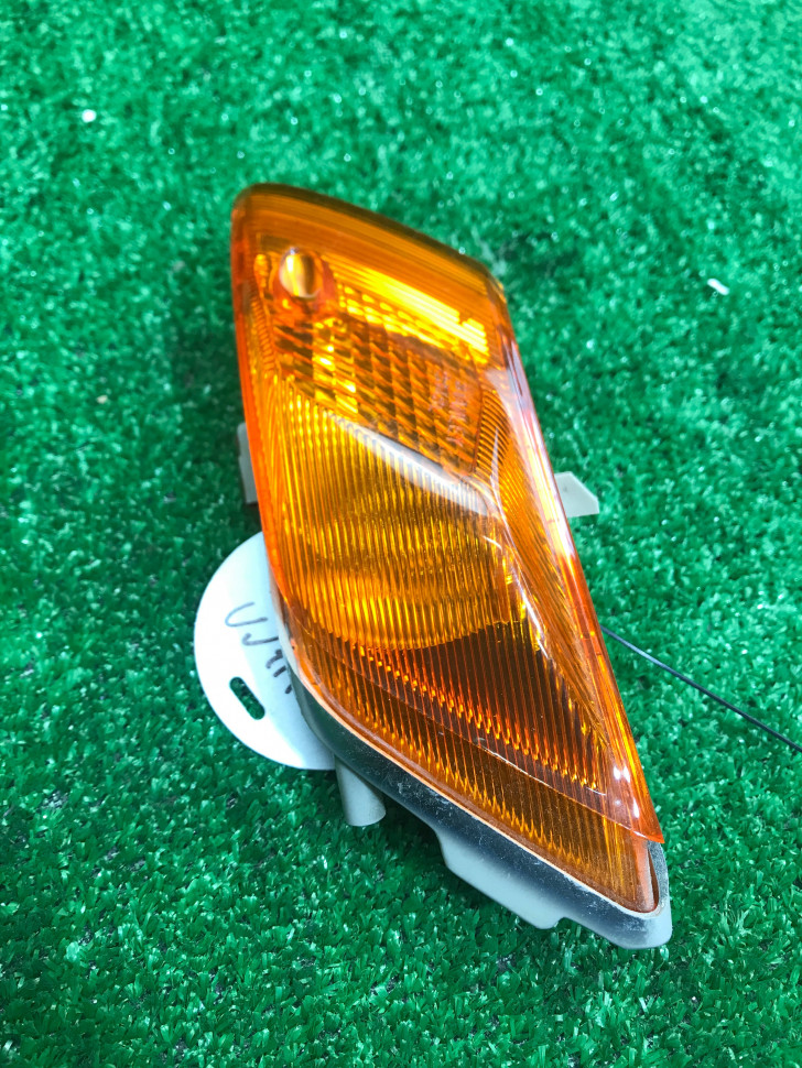 Указатель поворота передний левый Honda Dio Cesta AF-62