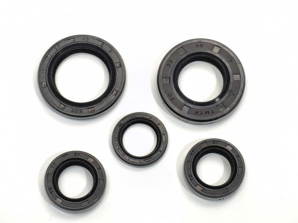 Сальники (набор) Suzuki Lets