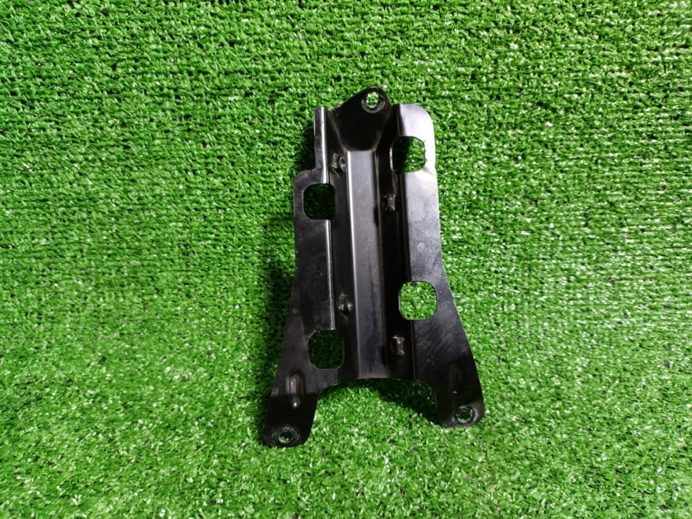 Кронштейн катушки зажигания Suzuki Boulevard M109R VZR 1800