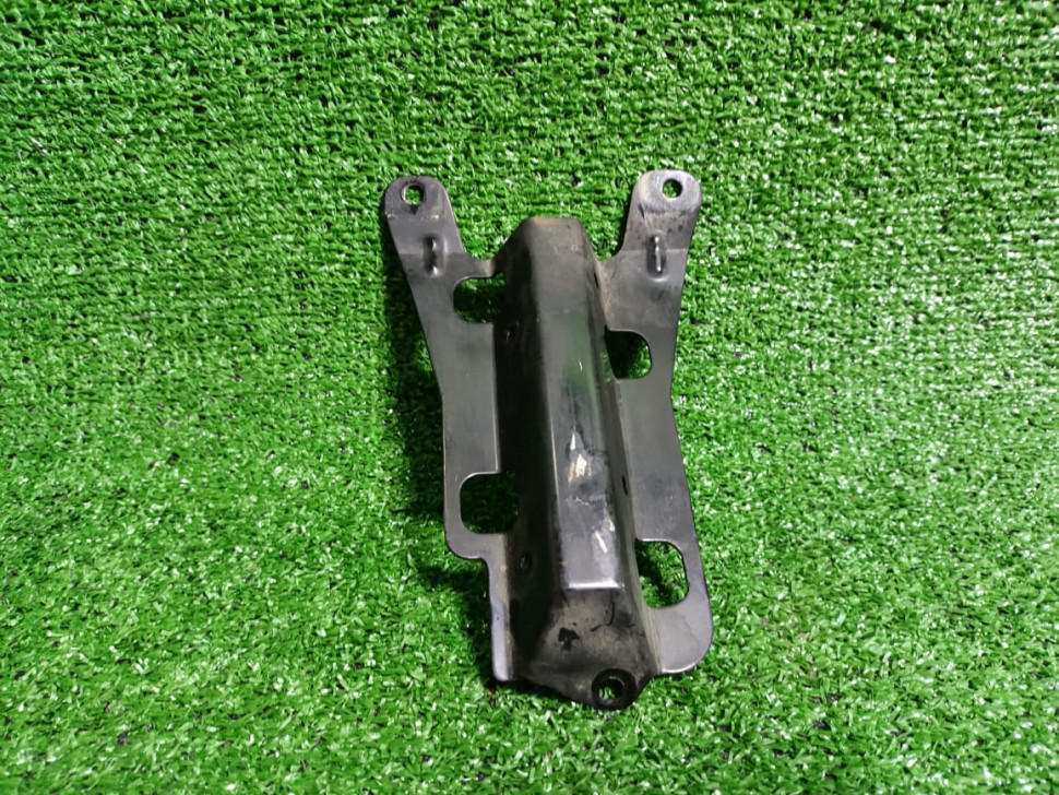 Кронштейн катушки зажигания Suzuki Boulevard M109R VZR 1800