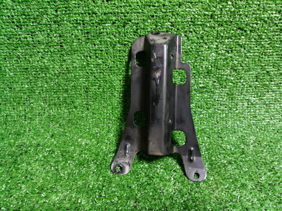 Кронштейн катушки зажигания Suzuki Boulevard M109R VZR 1800