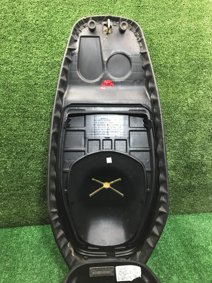 Сиденье в сборе Sym Orbit 50/125