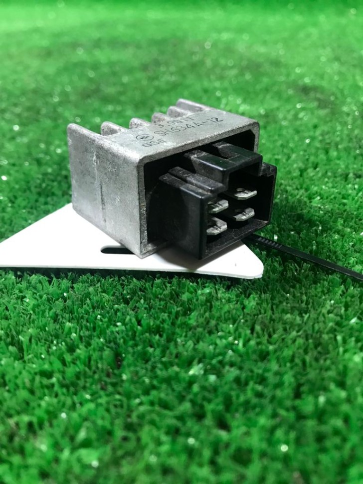 Реле регулятор напряжения Honda Today оригинал б/у, купить по цене 600