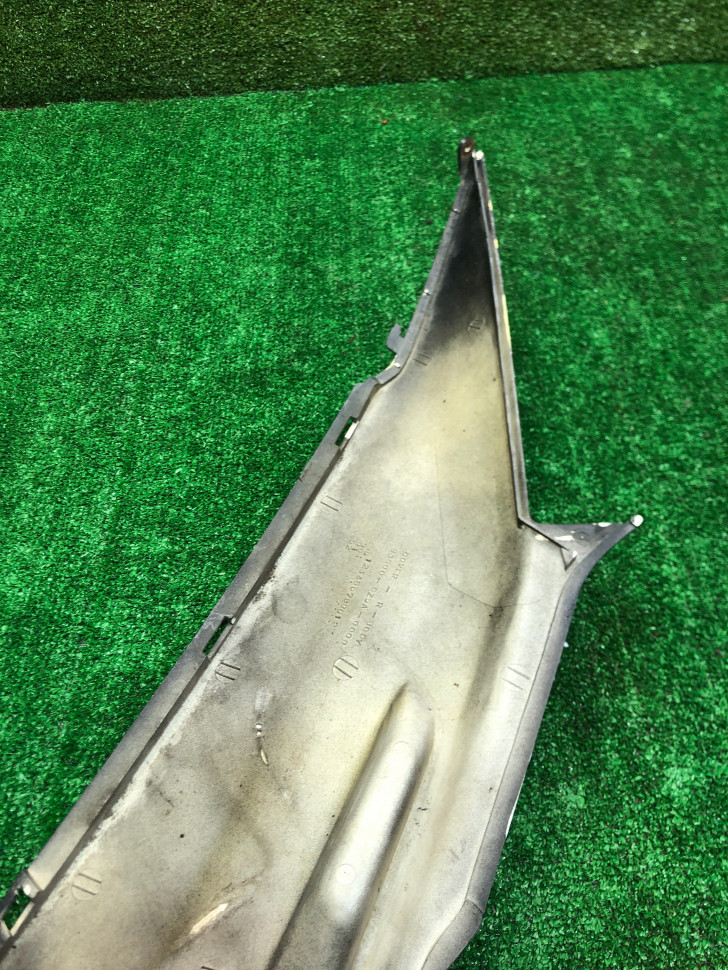 Облицовка Tact AF-24 боковая правая чёрная Оригинал Облицовка Tact AF-24 боковая правая чёрная Оригинал