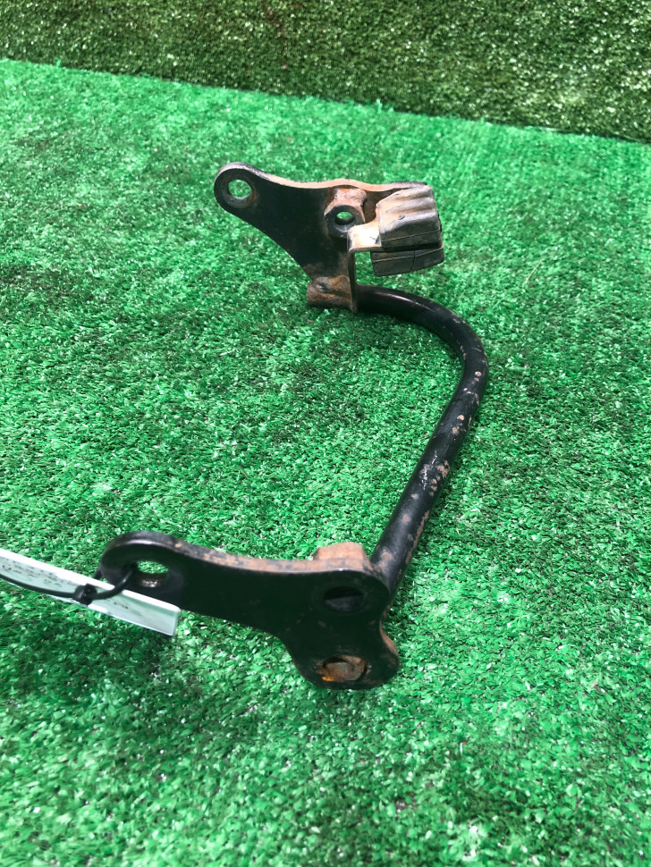 Мятник двигателя Honda Scoopy