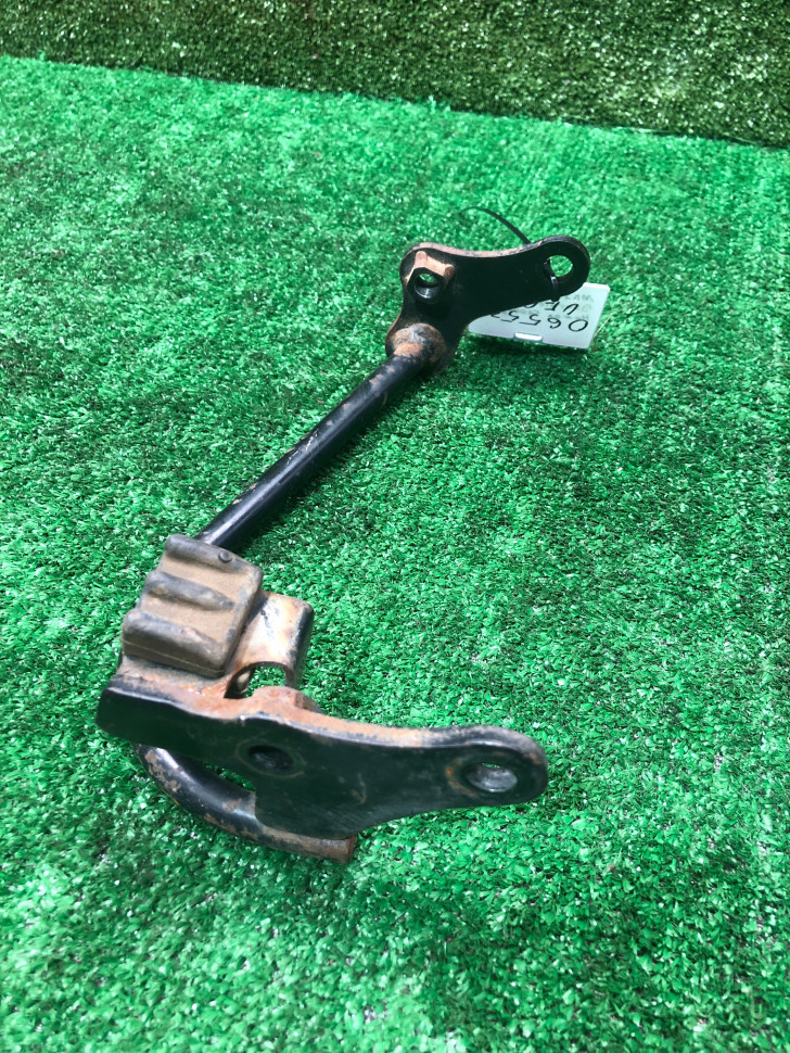 Мятник двигателя Honda Scoopy