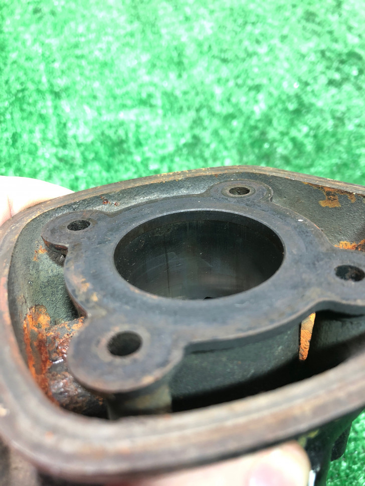 Поршнева группа Hiper 2 50cc оригинал без стопорных колец Поршнева группа Hiper 2 50cc оригинал без стопорных колец