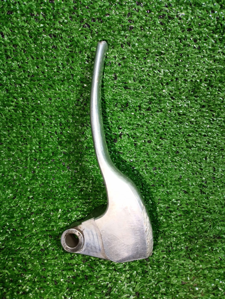 Рычаг сцепления Suzuki Boulevard M109R VZR 1800 с дефектом - обломанный