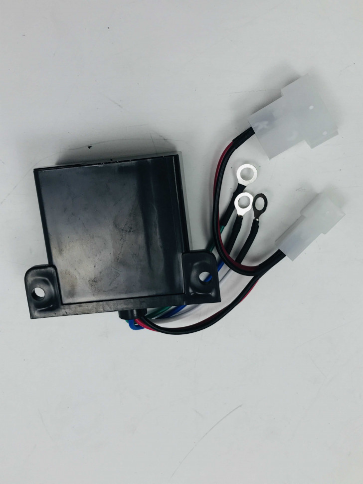 Коммутатор Буран снегоход 84.3734-01 /К1 5-ти проводной с квадратным разъемом Коммутатор Буран снегоход 84.3734-01 /К1 5-ти проводной с квадратным разъемом