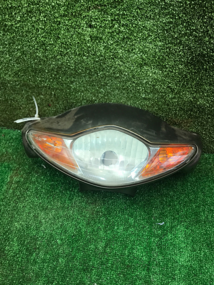Фара передняя с облицовкой Honda Dio AF-56 битая