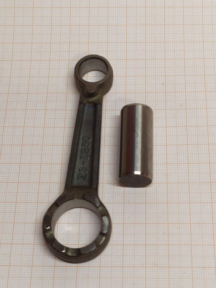 Шатун бензогенератора ET-950 (в сборе) (сепаратор)