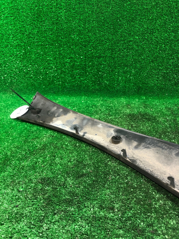 Облицовка боковая нижняя левая Honda Dio AF-34 черная лыжа Облицовка боковая нижняя левая Honda Dio AF-34 черная лыжа