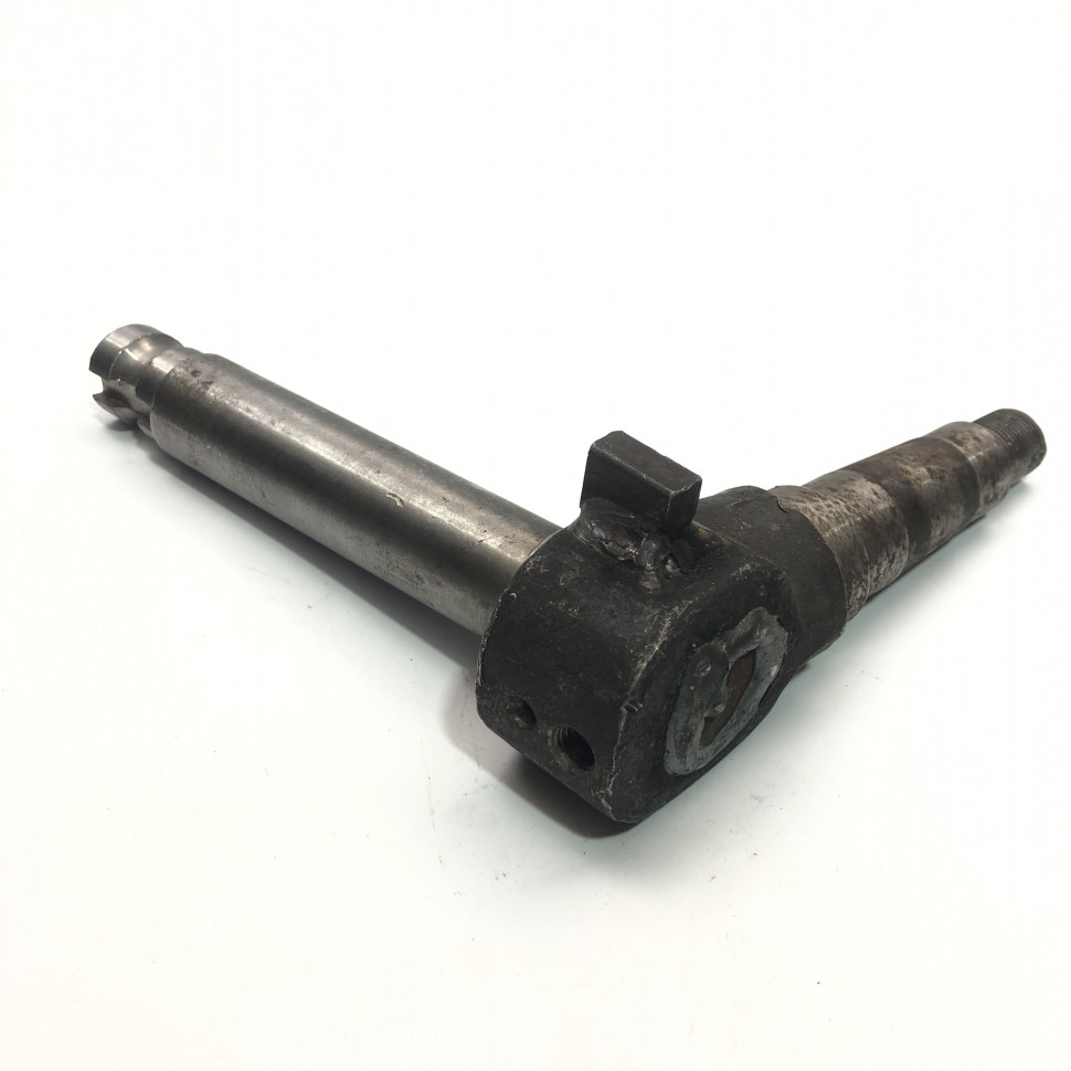 Полуось передняя правая цапфа минитрактор LW-12 LW-15
