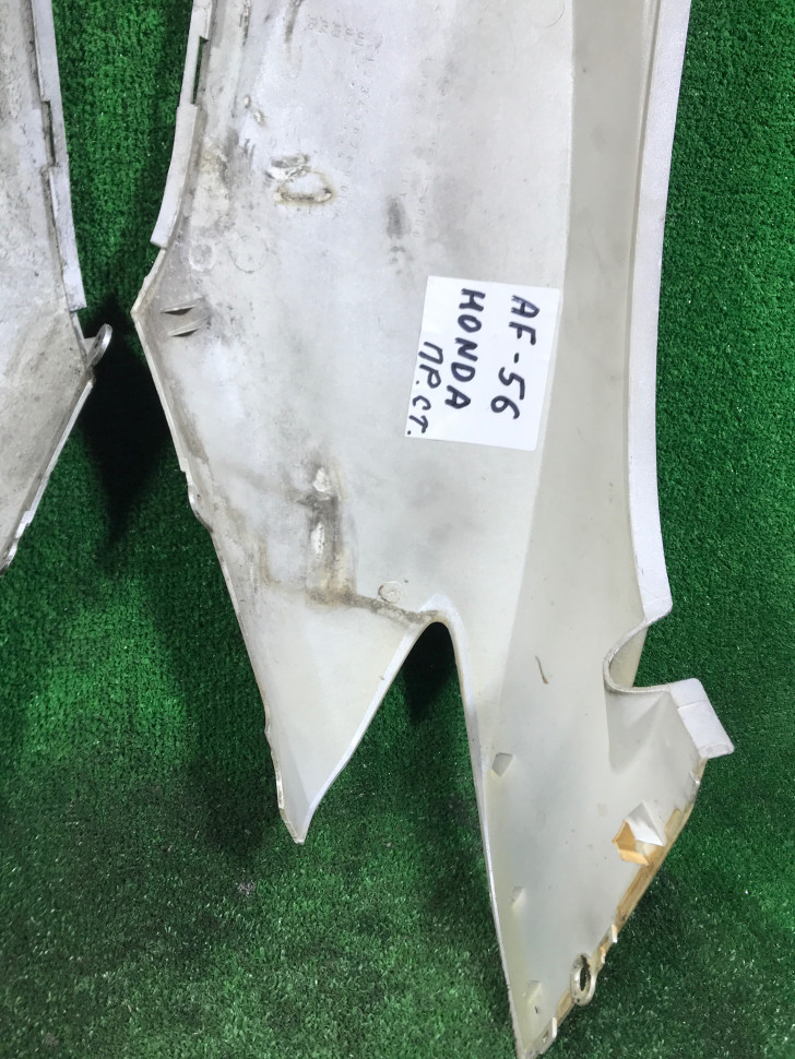 Облицовка боковая левая и правая Honda Dio AF-56 комплект Облицовка боковая левая и правая Honda Dio AF-56 комплект