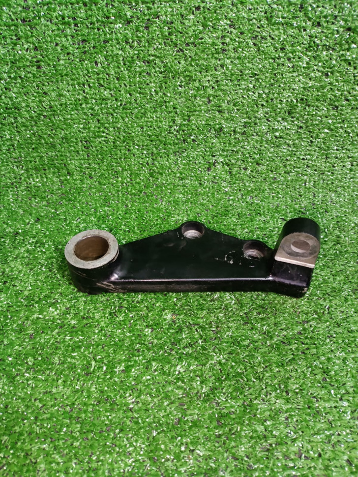 Кронштейн заднего суппорта Suzuki Boulevard M109R VZR 1800