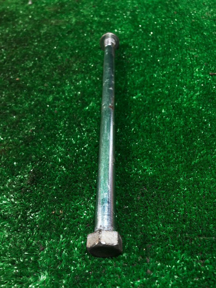 Ось крепления двигателя к маятнику Yamaha Jog SA-16J Оригинал Ось крепления двигателя к маятнику Yamaha Jog SA-16J Оригинал