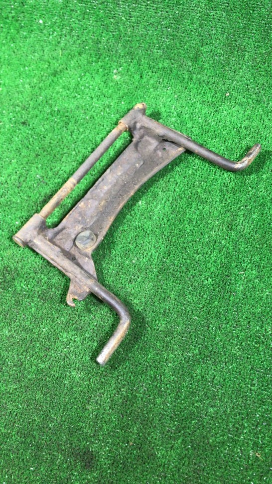 Подножка центральная Honda Squash