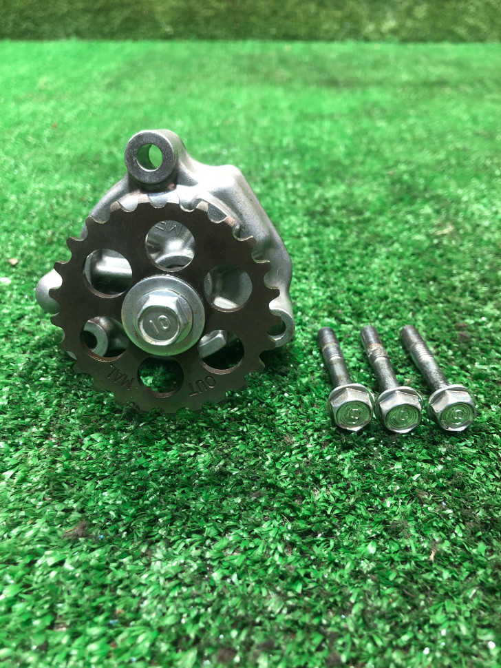 Масляный насос Honda CBR600RR 2003-2006 PC37E 15100-MEE-000