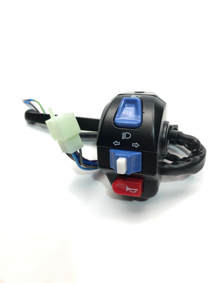 Переключатели руля на китайские скутеры с двигателями 139QMB и т.п Переключатели руля на китайские скутеры с двигателями 139QMB и т.п