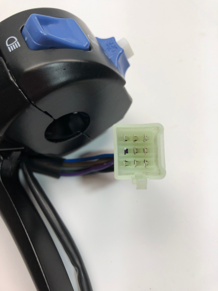 Переключатели руля на китайские скутеры с двигателями 139QMB и т.п Переключатели руля на китайские скутеры с двигателями 139QMB и т.п