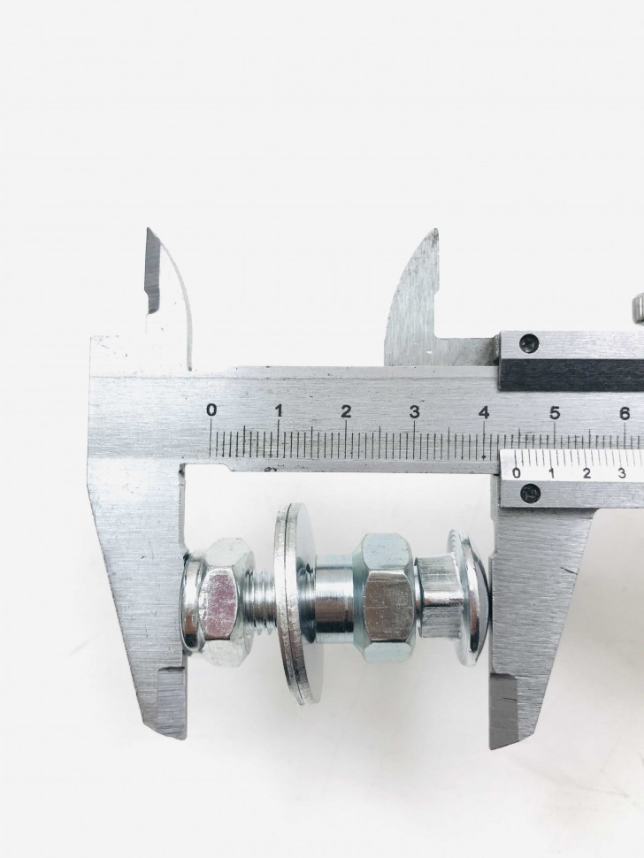 Набор болтов Буран крепления двигателя с гайками и шайбами