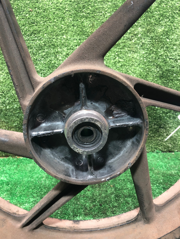 Диск переднего колеса Bajaj Boxer 150 17х2.5