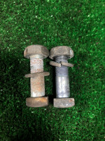 Болты реактивной тяги заднего суппорта Kawasaki ZZR 400 Оригинал