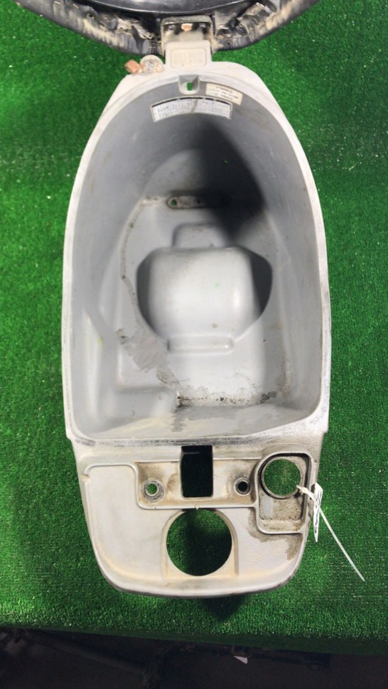 Сиденье в сборе с багажником Honda Tact AF-24 Сиденье в сборе с багажником Honda Tact AF-24