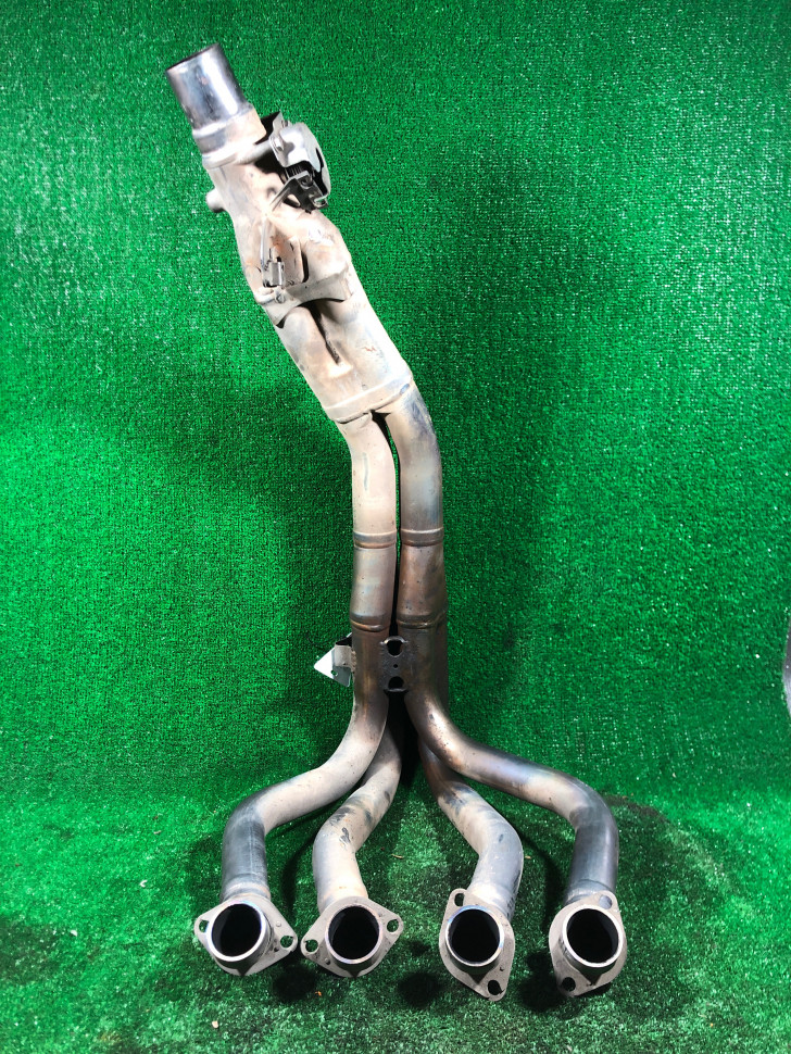 Приемная труба глушителя выпускной коллектор Kawasaki ZX1000 Ninja ZX-10R 2004