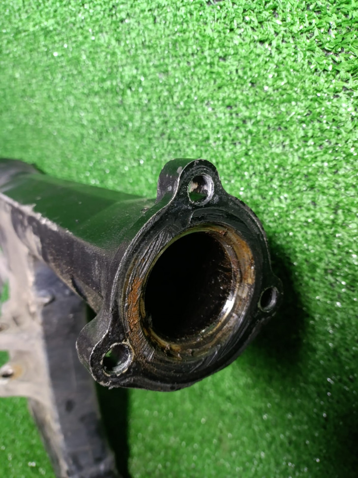 Маятник Suzuki Boulevard M109R VZR 1800 Маятник Suzuki Boulevard M109R VZR 1800