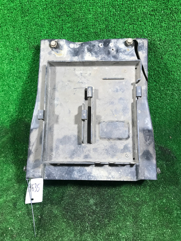 Подкрылок Kawasaki ZZR 400 Оригинал битый