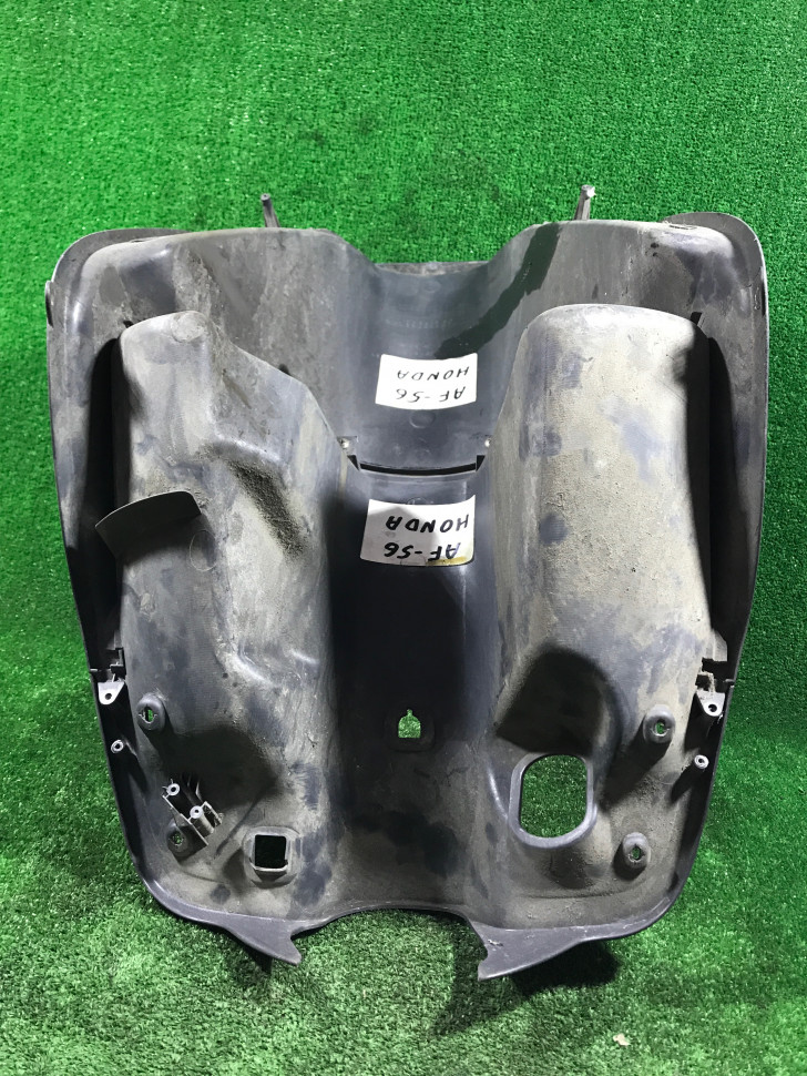 Облицовка передняя внутренняя Honda Dio AF-56
