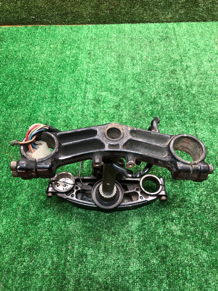 Траверса Kawasaki ZZR 400 тип1