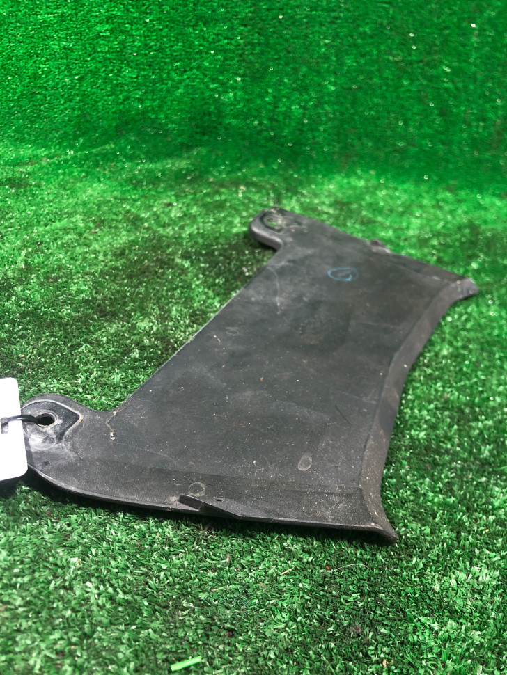 Облицовка задняя верхняя внутренняя Kawasaki ZX1000 Ninja ZX-10R 2004 Облицовка задняя верхняя внутренняя Kawasaki ZX1000 Ninja ZX-10R 2004