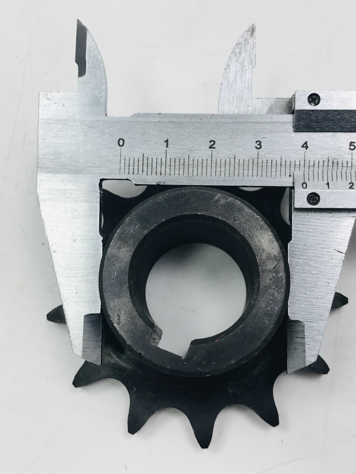 Звезда ведущая малая мотобуксировщик Z13 d25мм шаг 15,875 Звезда ведущая малая мотобуксировщик Z13 d25мм шаг 15,875