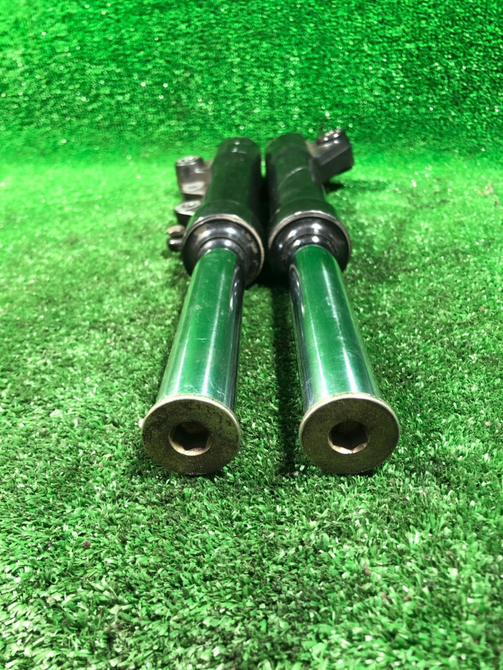 Перья вилки Yamaha Jog SA-16J Оригинал Перья вилки Yamaha Jog SA-16J Оригинал