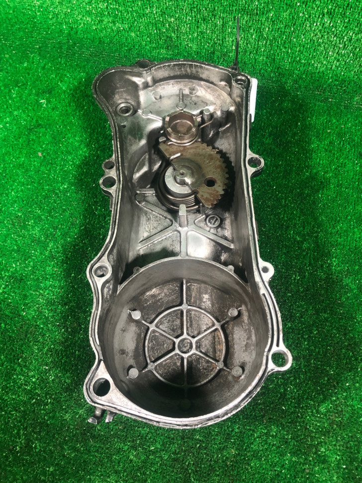 Крышка вариатора Honda Dio AF-34/AF-35 GBLK Без лапки Крышка вариатора Honda Dio AF-34/AF-35 GBLK Без лапки