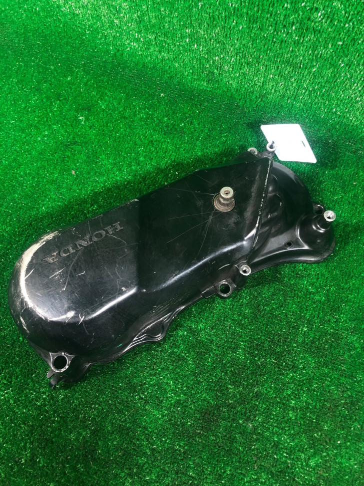 Крышка вариатора Honda Dio AF-34/AF-35 GBLK Без лапки Крышка вариатора Honda Dio AF-34/AF-35 GBLK Без лапки