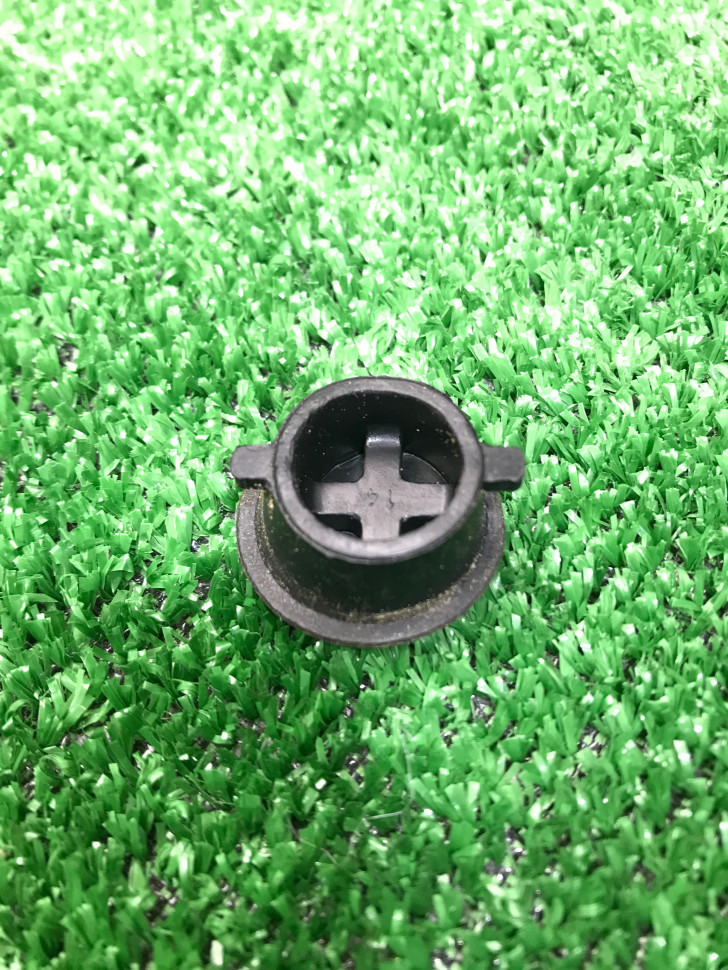 Заглушка болта пола Sym Orbit 50 Заглушка болта пола Sym Orbit 50