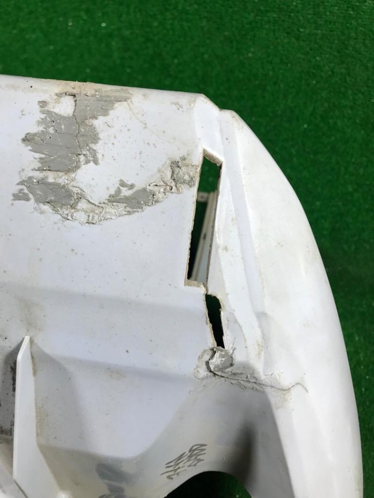 Облицовка передняя нижняя Подклювник Honda Dio AF-56