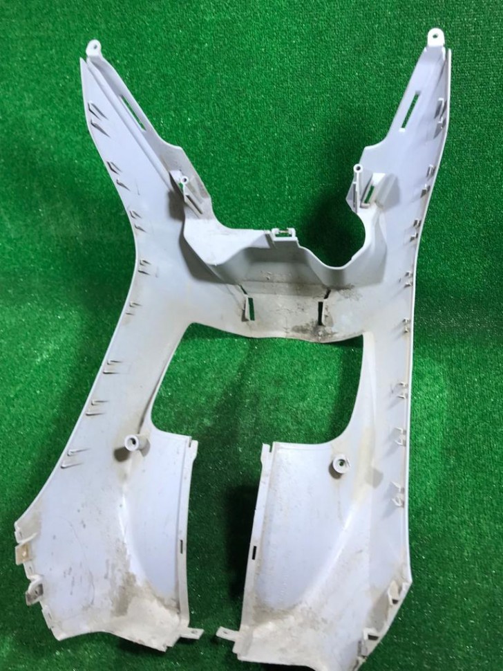 Облицовка передняя нижняя Подклювник Honda Dio AF-56