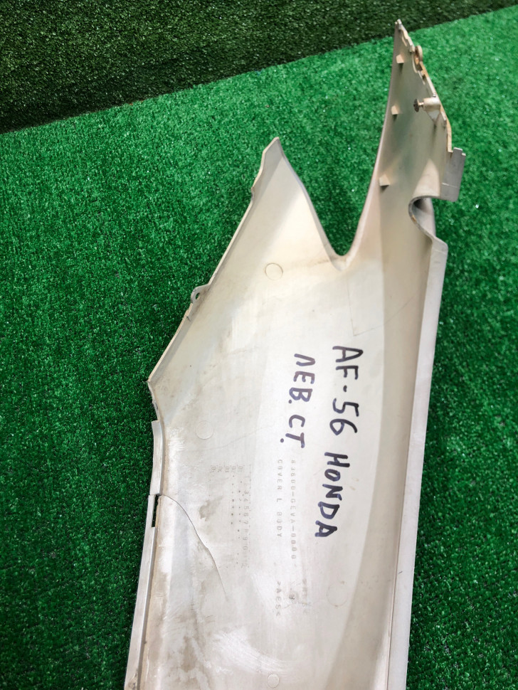 Облицовка боковая левая Honda Dio AF-56 Оригинал Облицовка боковая левая Honda Dio AF-56 Оригинал