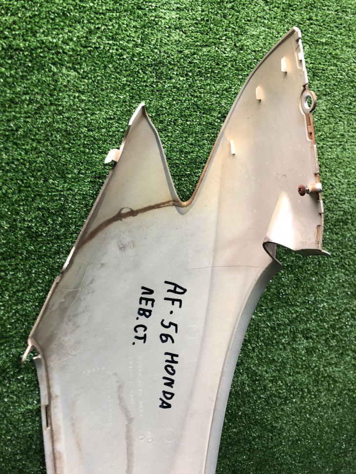 Облицовка боковая левая Honda Dio AF-56 Оригинал Тип1